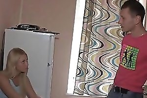 Stranger Fucks Luxurious Teen Beauty Before Her Boyfrie